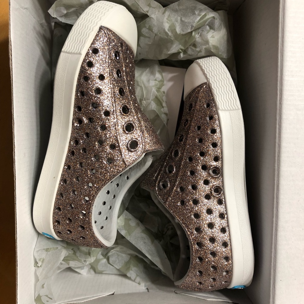 NIB Native Shoes